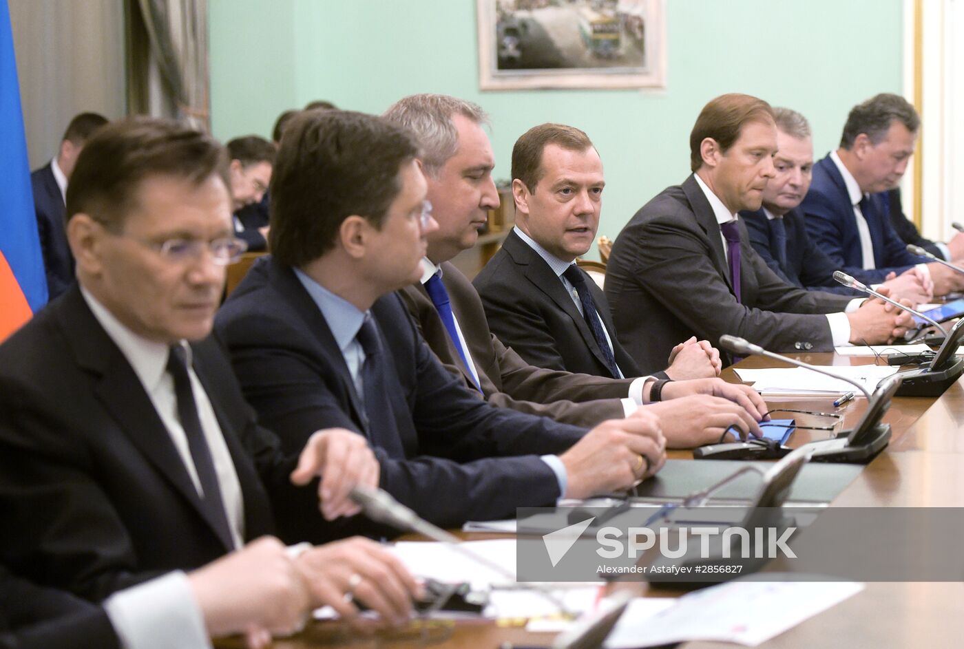 Prime Minister Dmitry Medvedev meets with Cuban Vice President of the Council of State and Ministers