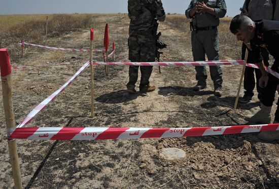 Finding and removing mines planted by ISIS in Iraq’s Kirkuk province