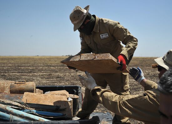 Finding and removing mines planted by ISIS in Iraq’s Kirkuk province