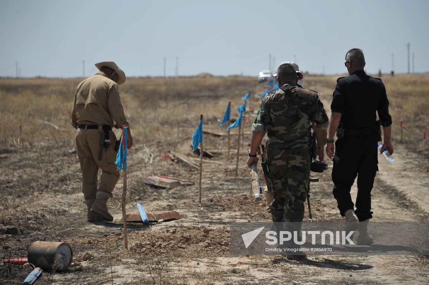 Finding and removing mines planted by ISIS in Iraq’s Kirkuk province