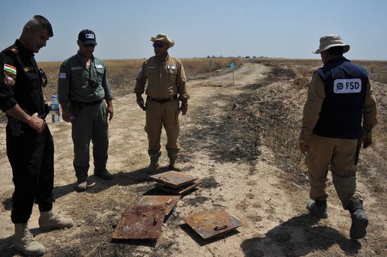 Finding and removing mines planted by ISIS in Iraq’s Kirkuk province