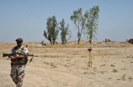 Finding and removing mines planted by ISIS in Iraq’s Kirkuk province