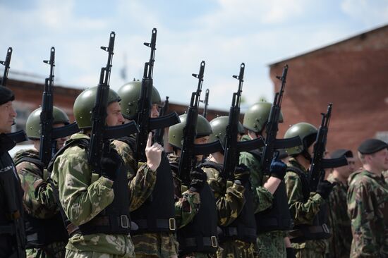 Black beret test in Yekaterinburg