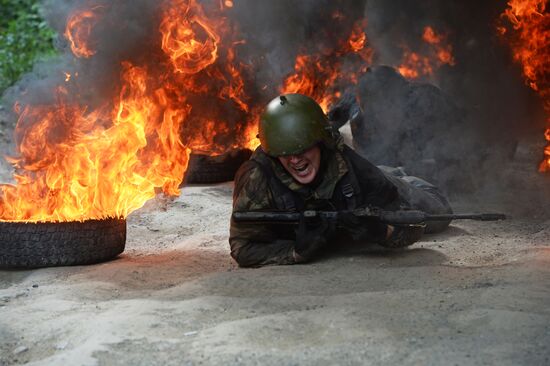 Black beret test in Yekaterinburg