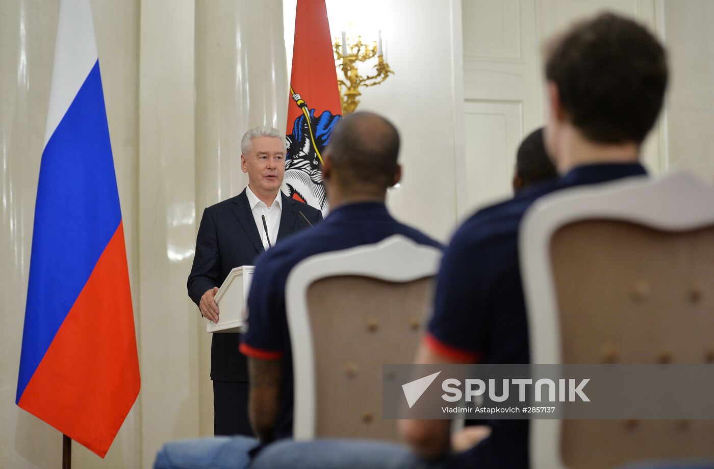 CSKA basketball players meets with Moscow Mayor
