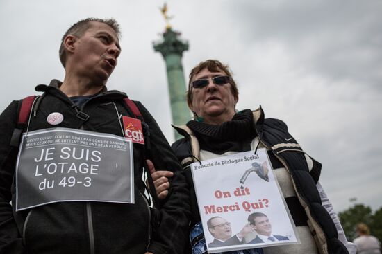 French unions protest against labor reforms