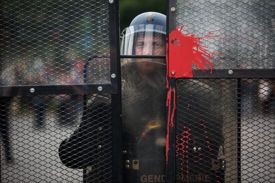 French unions protest against labor reforms