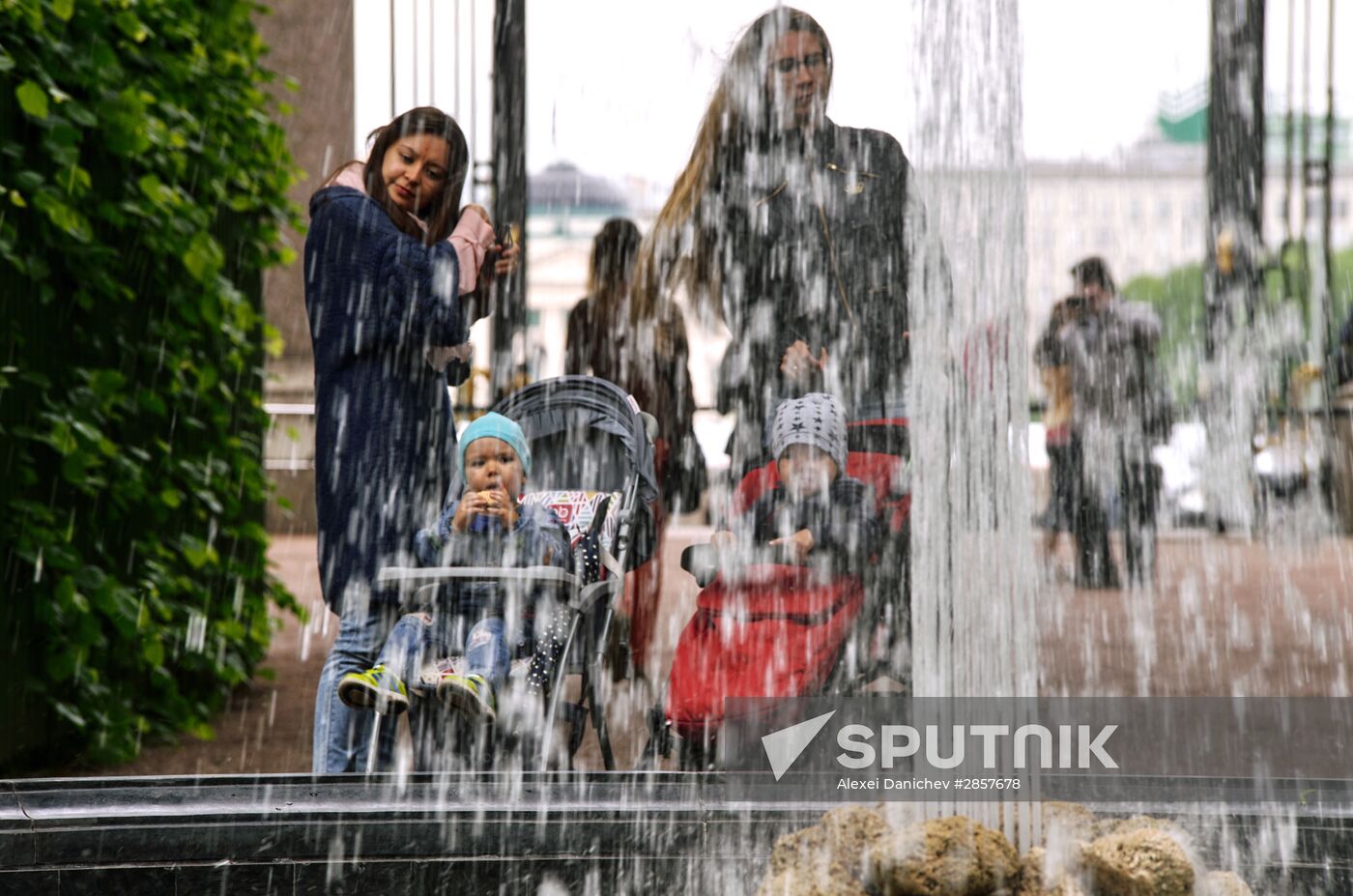 Fountain season launched in St. Petersburg's Summer Garden