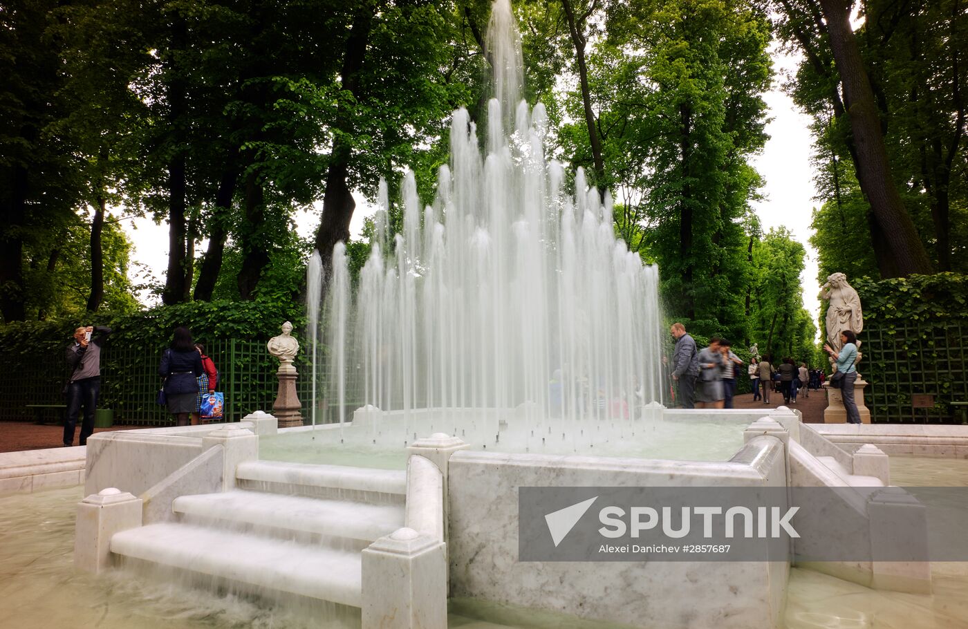 Fountain season launched in St. Petersburg's Summer Garden