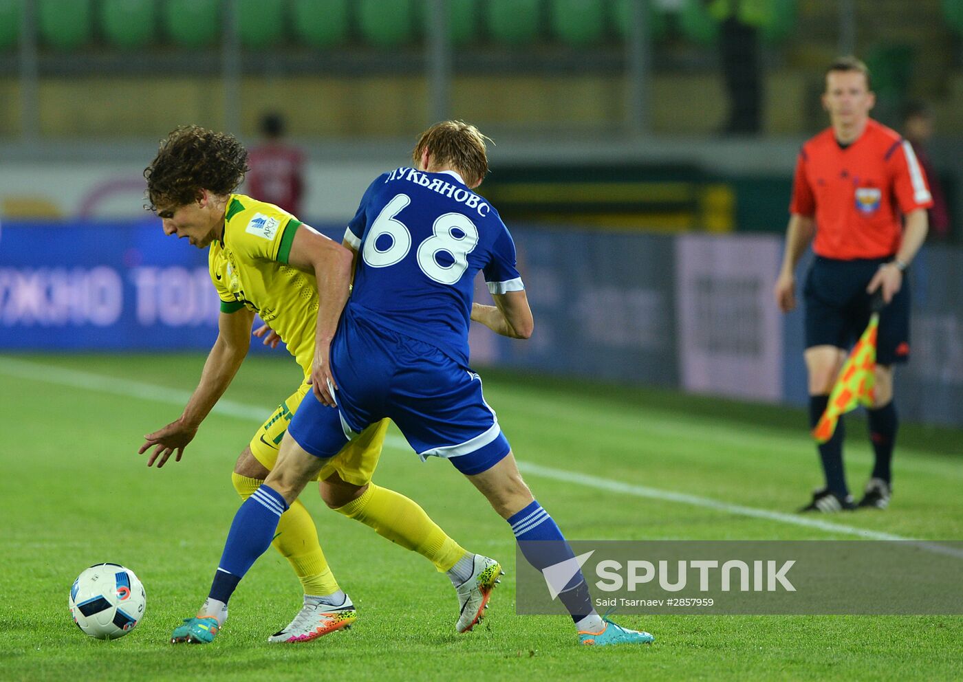 Russian Football Premier League. Anzhi vs. Volgar