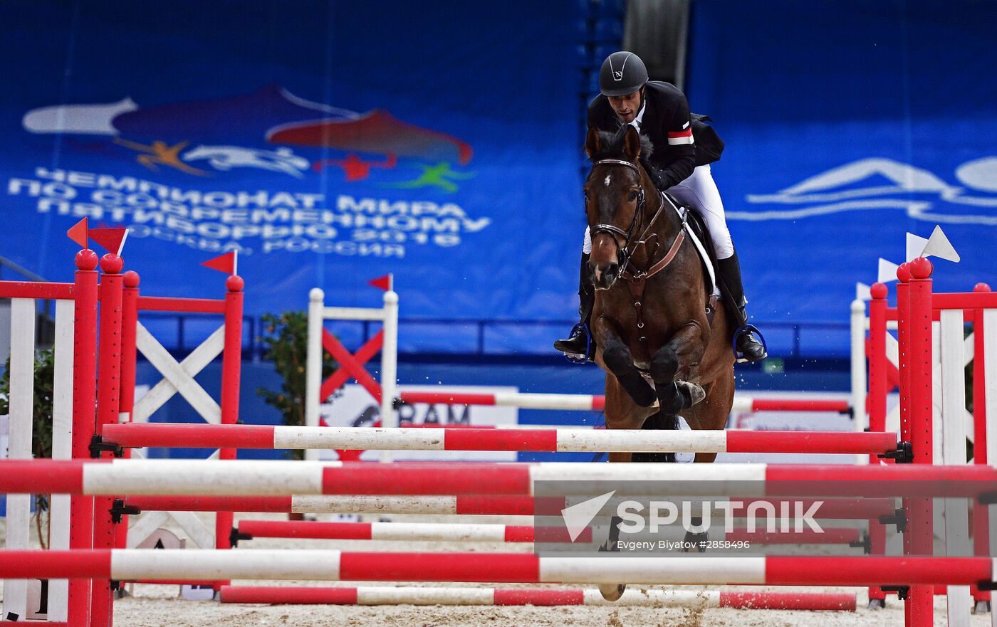 World Modern Pentathlon Championships. Men