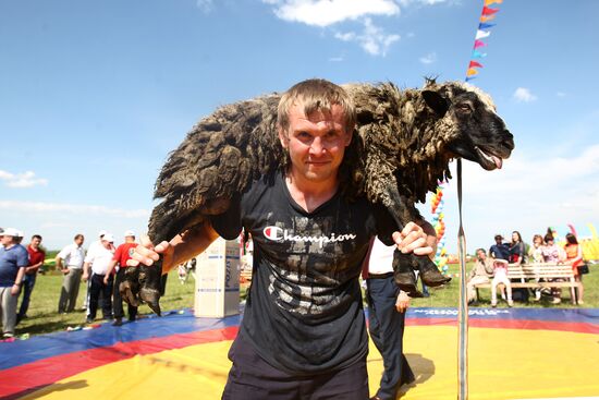 Sabantuy festival celebrated across Russia