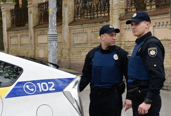 Officers of the Ukrainian police in Kiev