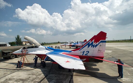Preparations for Aviadarts-2016 National Competitions of Military Pilots in Crimea