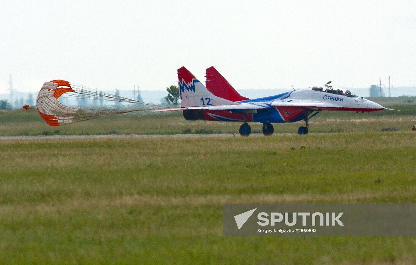 Preparations for Aviadarts-2016 National Competitions of Military Pilots in Crimea