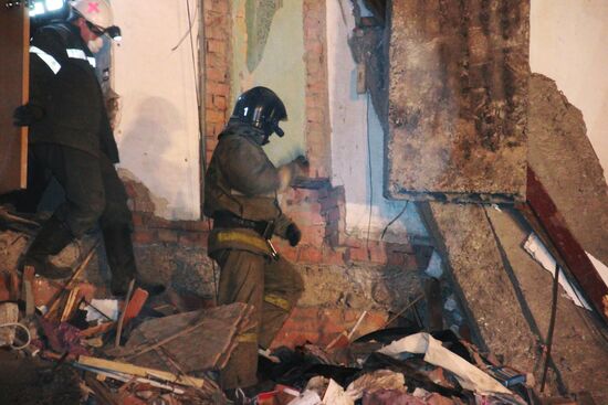 Breakdown of entrance lobby of five-storey building in Mezhdurechensk