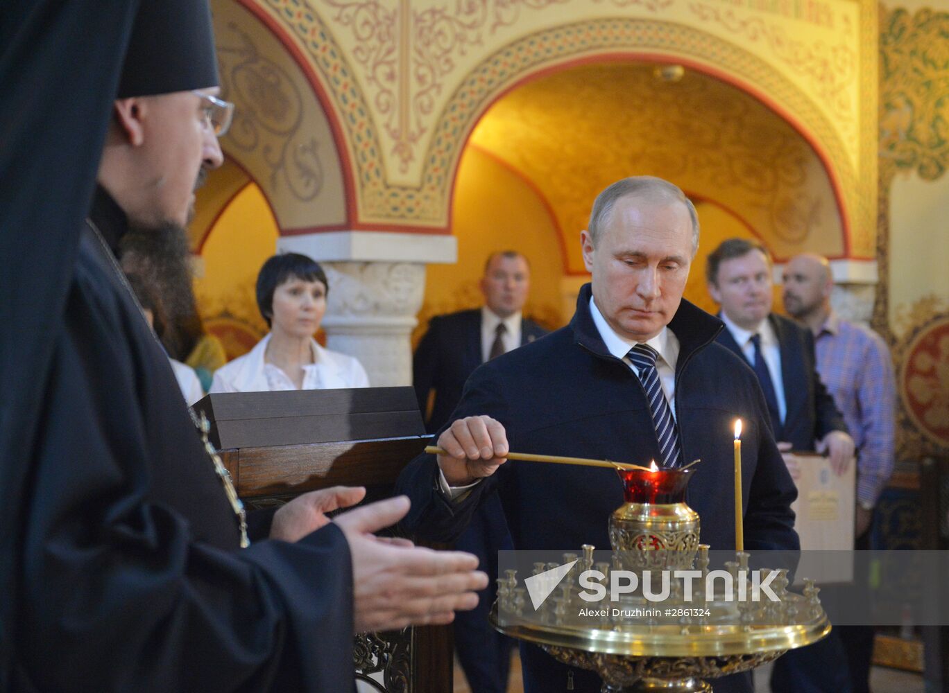 President Vladimir Putin visits Dima Rogachev Center of Children's Haematology