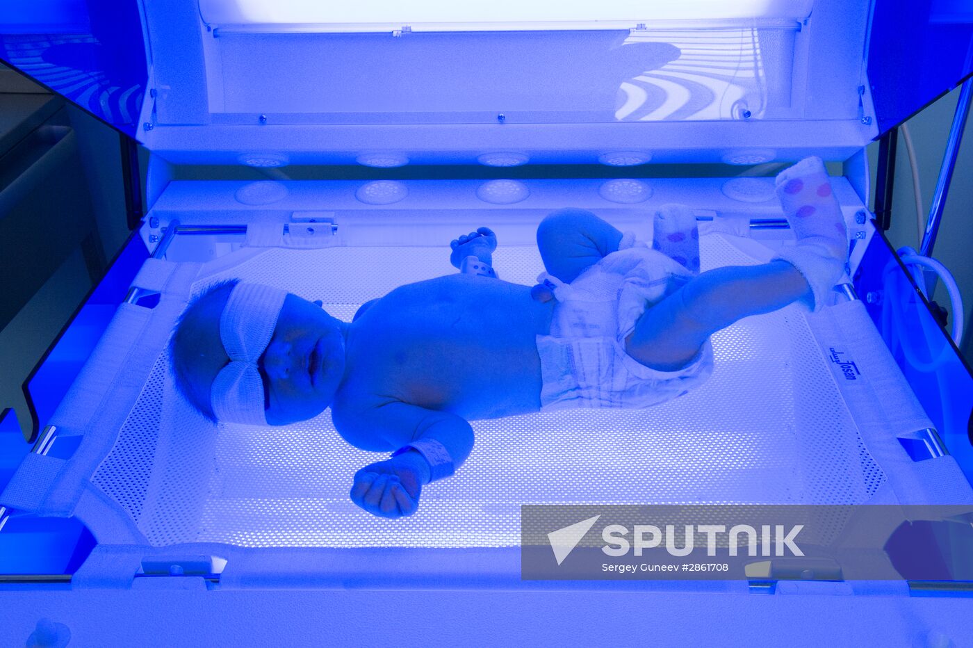 Vladimir Putin visits new Federal Perinatal Center