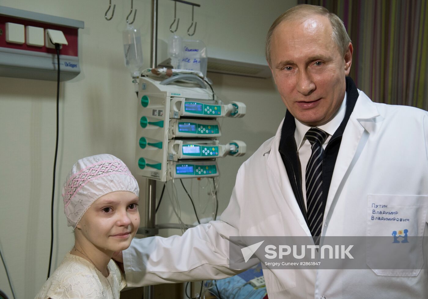 President Vladimir Putin visits Dima Rogachyov Center of Children's Haematology