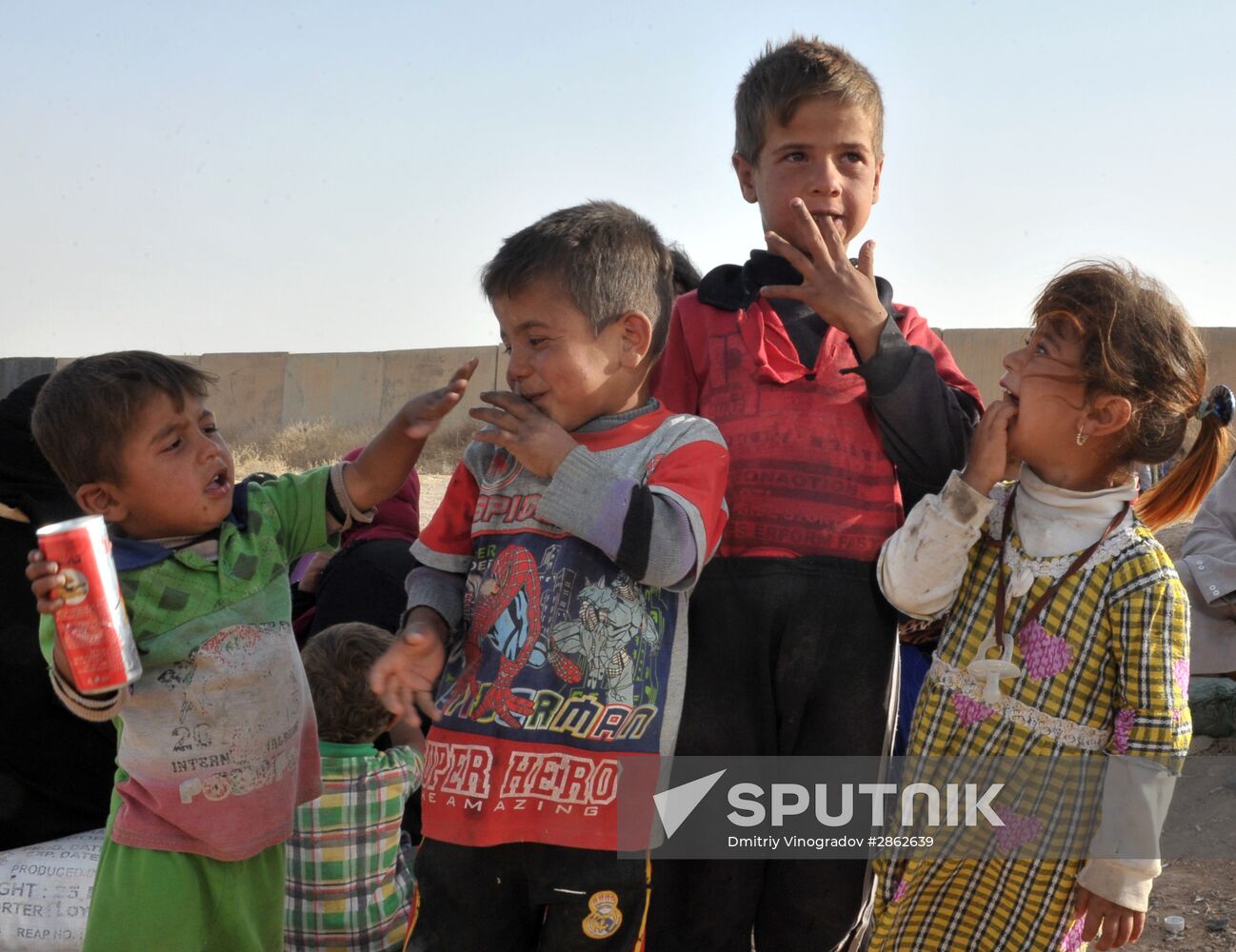 Refugees from ISIS-occupied areas come to Kirkuk in Iraq