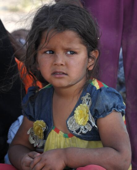 Refugees from ISIS-occupied areas come to Kirkuk in Iraq
