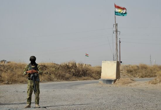 Refugees from ISIL-occupied lands come to Kirkuk in Iraq