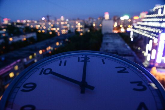 Novosibirsk legislators propose changing the region's time zone into UTC+7