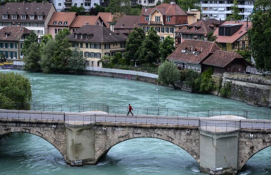 Cities of the world. Bern