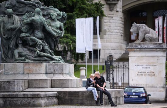Cities of the world. Bern