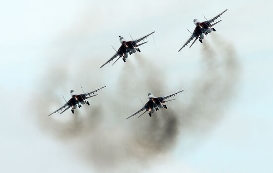 Aviadarts 2016 flight skills competition