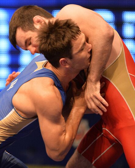 Greco-Roman wrestling. Russian championships. Day One