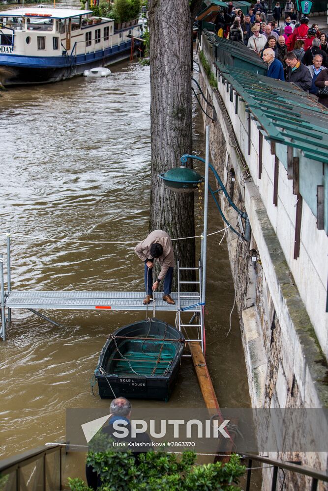Flood in Paris