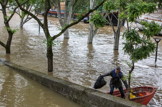 Flood in Paris