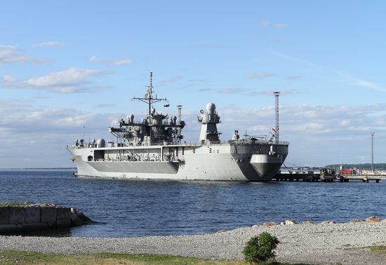 USS Mount Whitney, flagship of Sixth Fleet, in Tallinn port