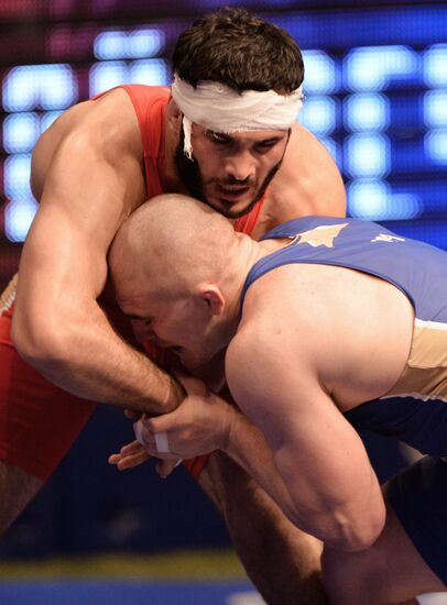 Russian Greco-Roman Wrestling Championships. Day Three