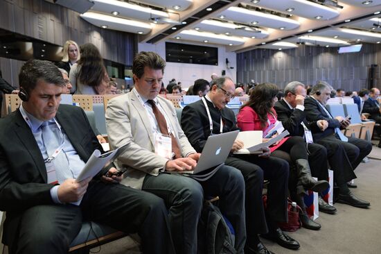 Forum "The New Era of Journalism: Farewell to Mainstream"