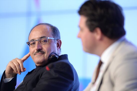 Forum "The New Era of Journalism: Farewell to Mainstream"