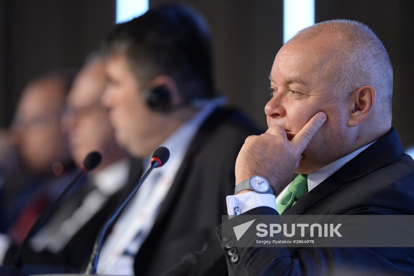 Forum "The New Era of Journalism: Farewell to Mainstream"