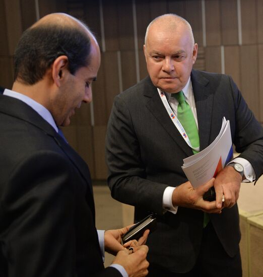 Forum "The New Era of Journalism: Farewell to Mainstream"