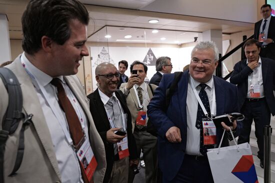 Forum "The New Era of Journalism: Farewell to Mainstream"