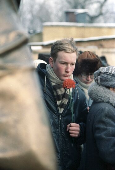 Vladimir Vysotsky's grave