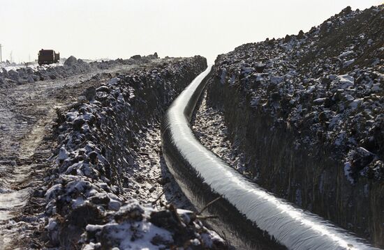 Construction of Yamburg-Yelets 1 gas pipeline