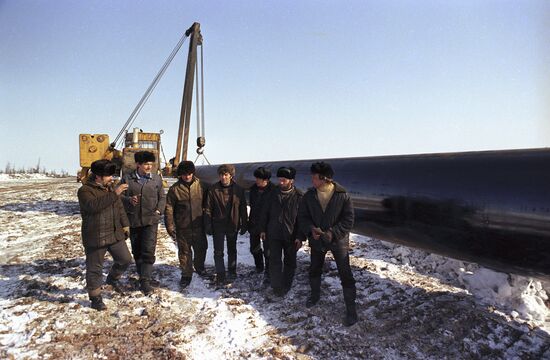 Construction of Yamburg-Yelets 1 gas pipeline