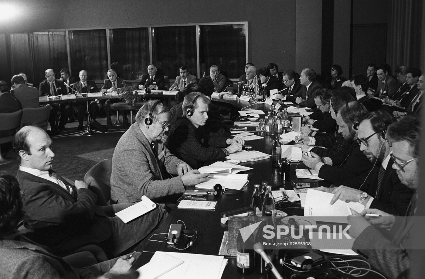 Round table Soviet Baltic Republics