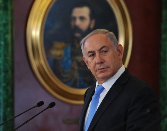 Russian President Vladimir Putin meets with Israeli Prime Minister Benjamin Netanyahu