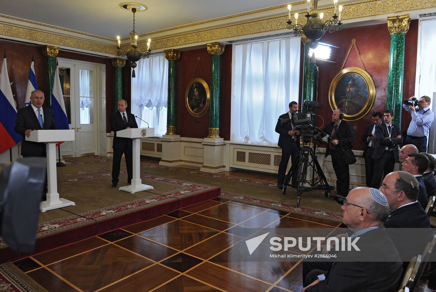 Russian President Vladimir Putin meets with Israeli Prime Minister Benjamin Netanyahu