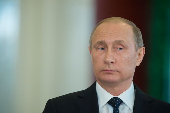 Russian President Vladimir Putin meets with Israeli Prime Minister Benjamin Netanyahu