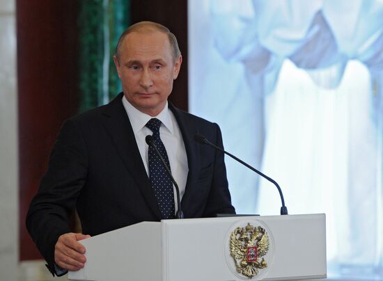 Russian President Vladimir Putin meets with Israeli Prime Minister Benjamin Netanyahu