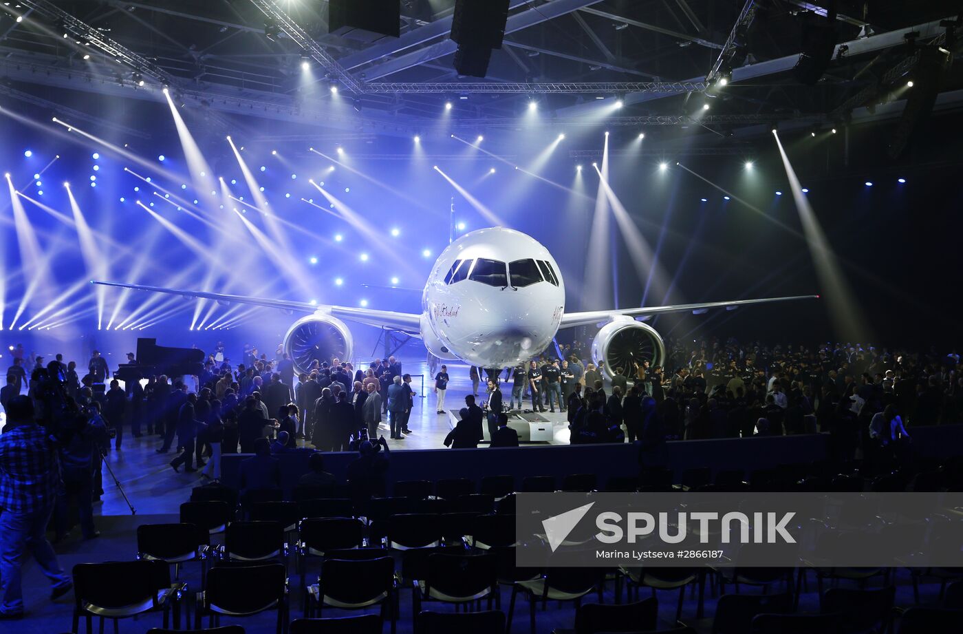 Rolling out an Irkut MC-21-300 "Airliner of the 21st Century" in Irkutsk
