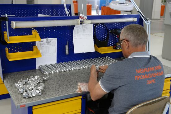 First line of medical industry technopark opens in Novosibirsk